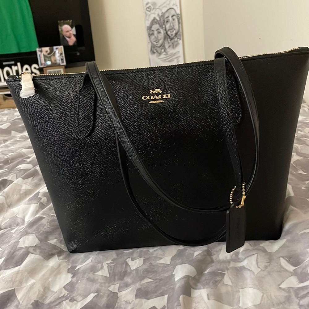 NWT Coach Zip Top Tote
